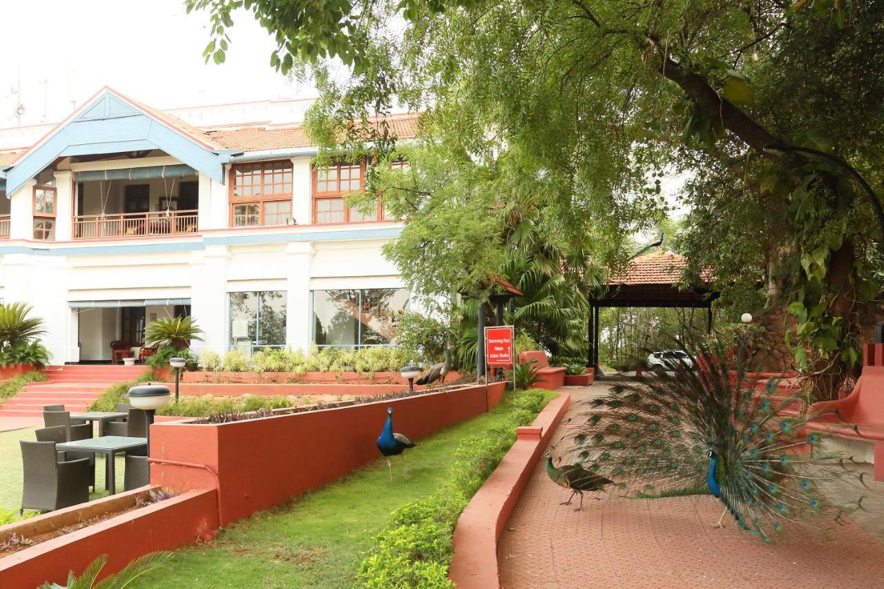 Gateway Madurai Hotel Exterior photo
